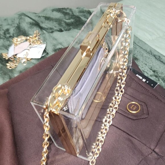 Clear Acrylic Handbag for Women – Shoulder Purse with Gold Tone Chain Strap - Picture 11 of 12